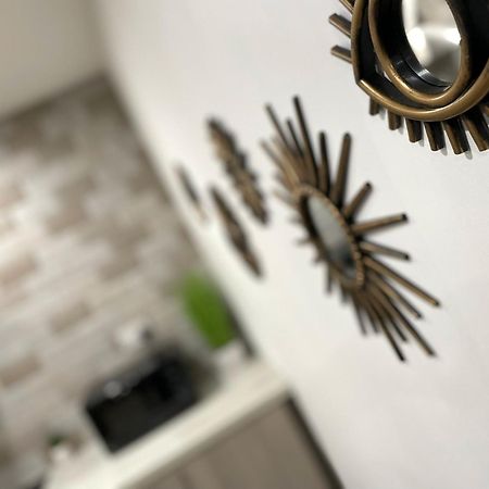 Luxurious 2 Bed Apartment In Heart Of Burnley With Private Parking 外观 照片