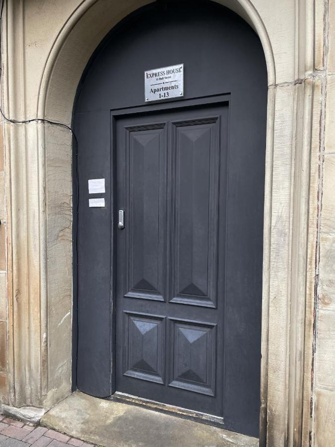 Luxurious 2 Bed Apartment In Heart Of Burnley With Private Parking 外观 照片