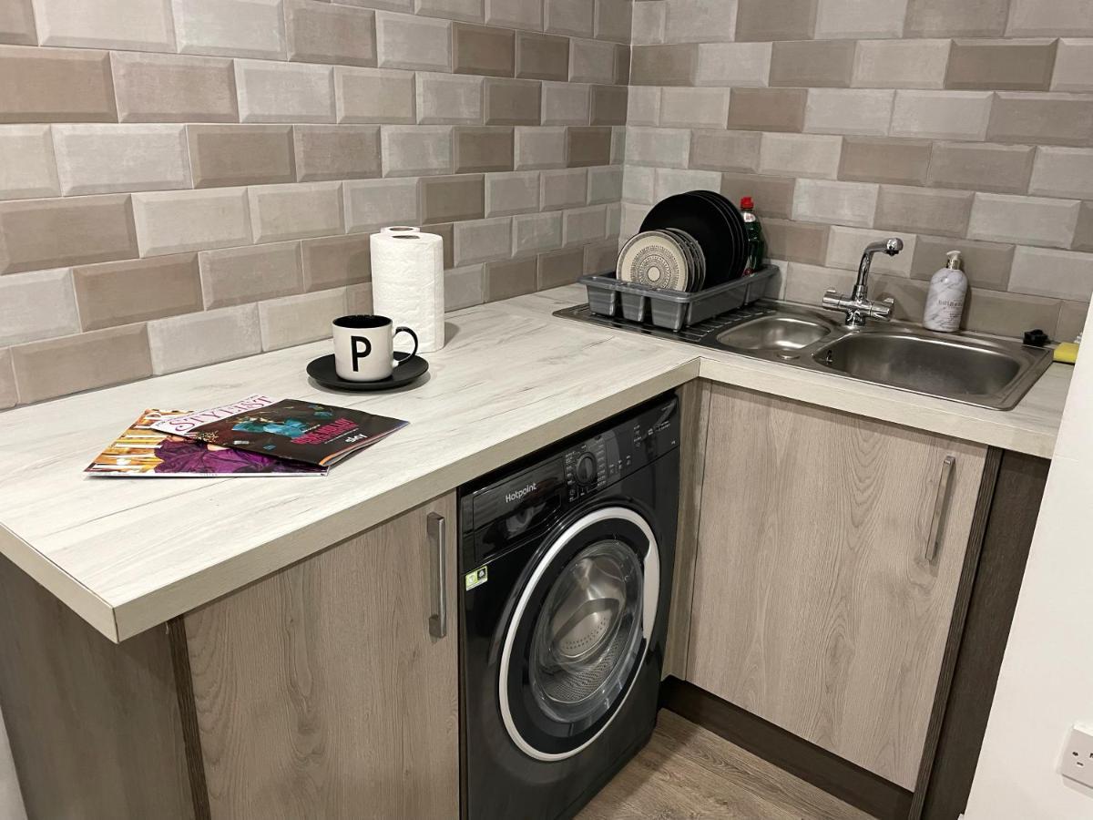 Luxurious 2 Bed Apartment In Heart Of Burnley With Private Parking 外观 照片